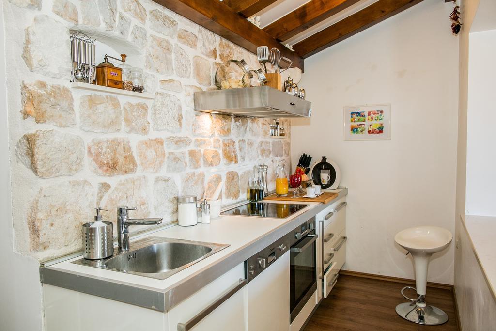 Ferienwohnung Catherine's Garden Šibenik Zimmer foto