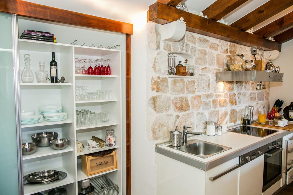 Ferienwohnung Catherine's Garden Šibenik Zimmer foto